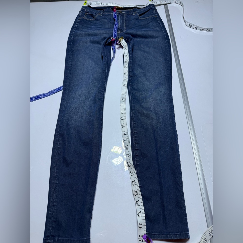 MOTHER The Charmer - Gift Wrap wash Denim Jeans